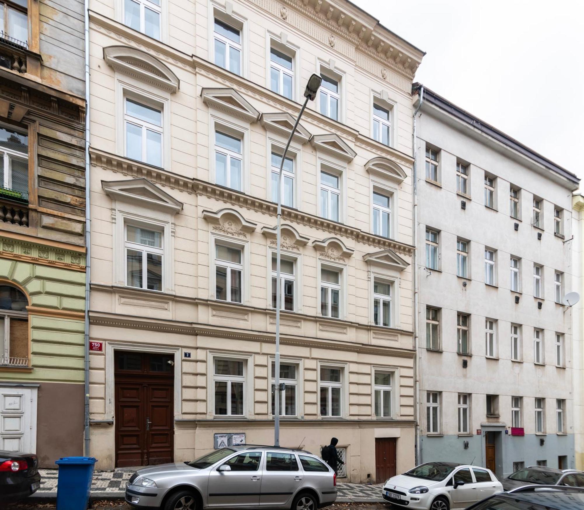 J3 * Prague