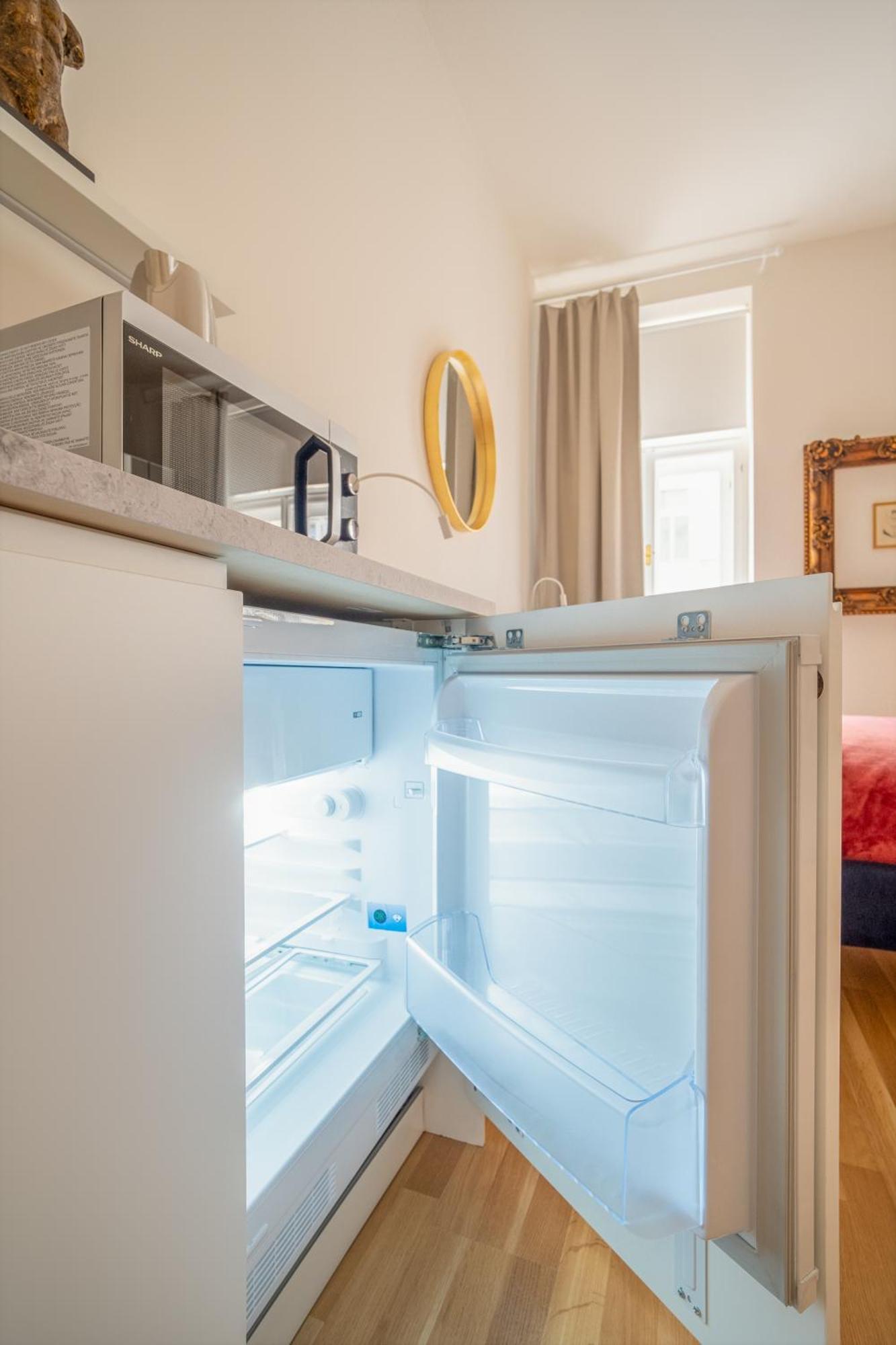 J3 Apartment